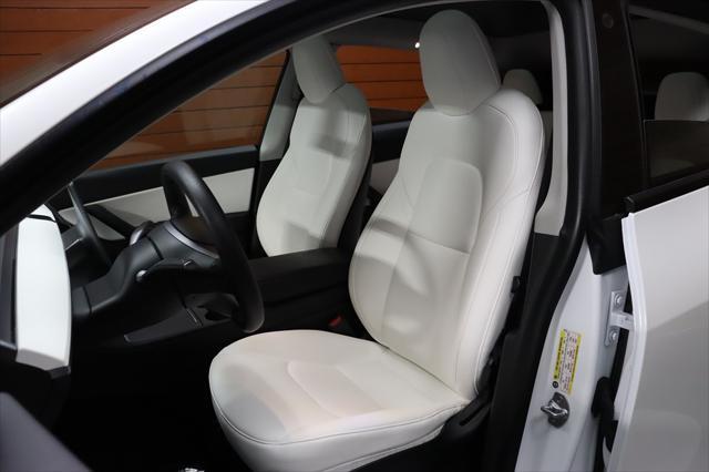 Photo of 2022 Pearl White Multi-Coat Tesla Model Y