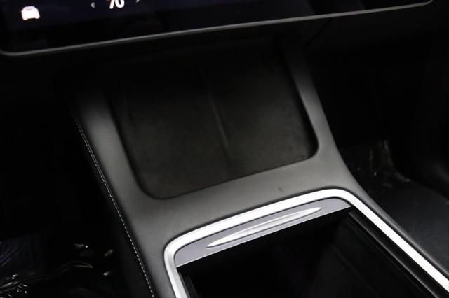 Photo of 2022 Pearl White Multi-Coat Tesla Model Y