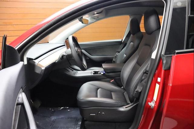 Photo of 2021 Red Multi-Coat Tesla Model Y