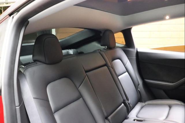 Photo of 2021 Red Multi-Coat Tesla Model Y