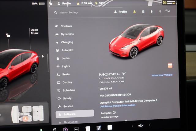 Photo of 2022 Red Multi-Coat Tesla Model Y