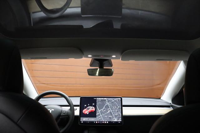 Photo of 2022 Red Multi-Coat Tesla Model Y