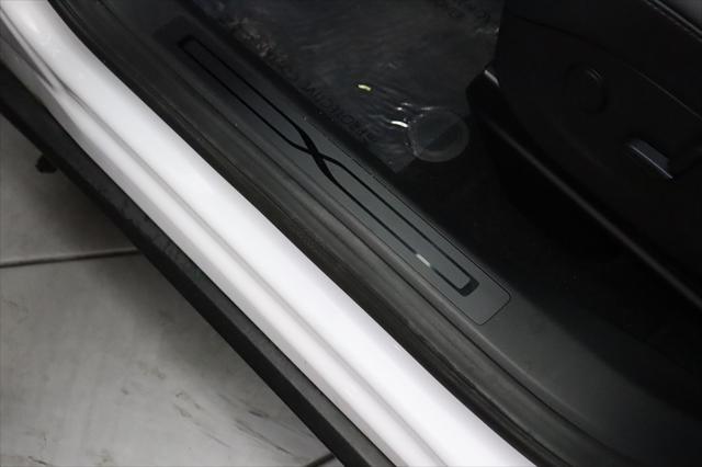 Photo of 2018 Pearl White Multi-Coat Tesla Model X
