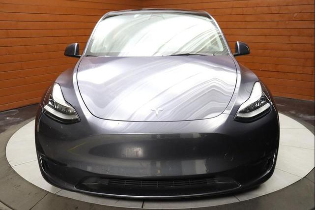 Photo of 2022 Midnight Silver Metallic Tesla Model Y