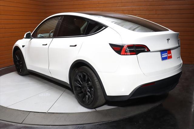 Photo of 2021 Pearl White Multi-Coat Tesla Model Y