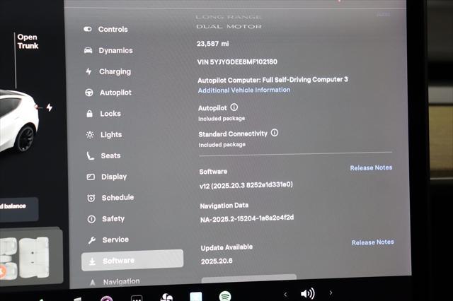 Photo of 2021 Pearl White Multi-Coat Tesla Model Y