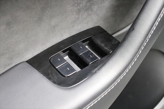 Photo of 2021 Pearl White Multi-Coat Tesla Model Y