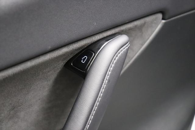 Photo of 2021 Pearl White Multi-Coat Tesla Model Y