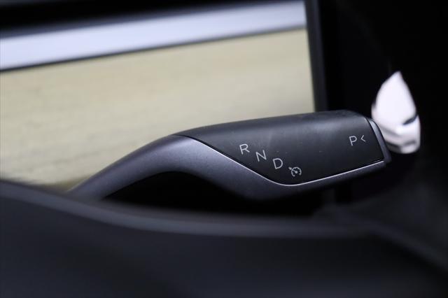Photo of 2021 Pearl White Multi-Coat Tesla Model Y