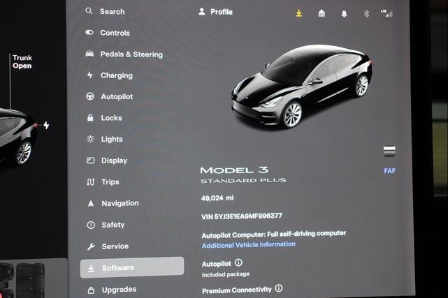 Photo of 2021 Solid Black Tesla Model 3