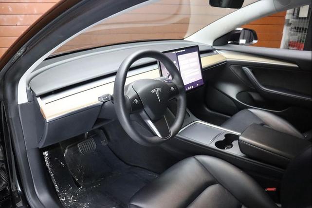 Photo of 2021 Solid Black Tesla Model 3