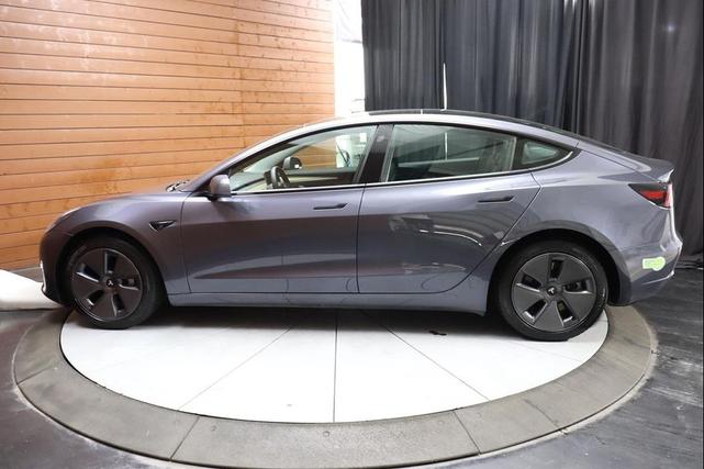Photo of 2023 Midnight Silver Metallic Tesla Model 3