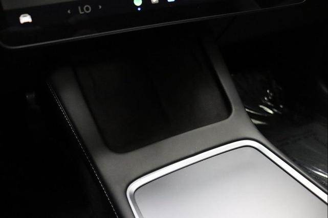 Photo of 2022 Deep Blue Metallic Tesla Model 3