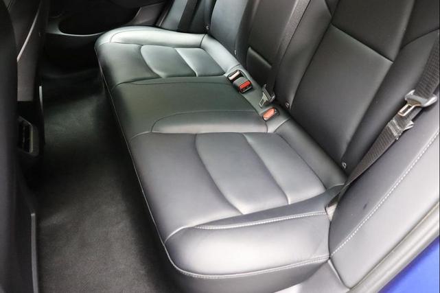 Photo of 2022 Deep Blue Metallic Tesla Model 3