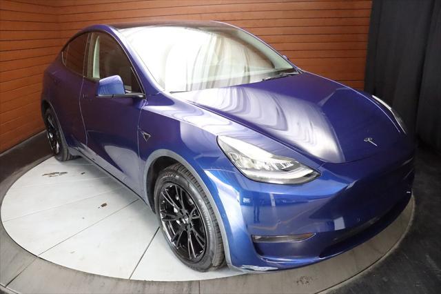 Photo of 2022 Deep Blue Metallic Tesla Model Y
