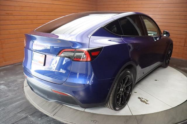Photo of 2022 Deep Blue Metallic Tesla Model Y