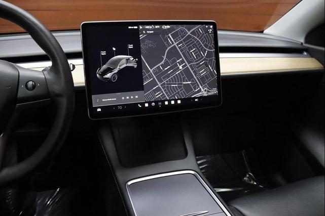 Photo of 2021 Solid Black Tesla Model Y