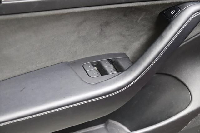 Photo of 2022 Red Multi-Coat Tesla Model 3