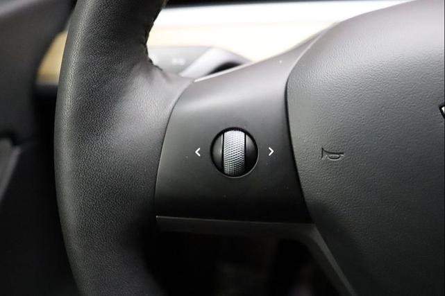 Photo of 2021 Midnight Silver Metallic Tesla Model Y