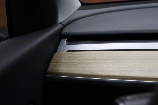 Photo of 2022 Pearl White Multi-Coat Tesla Model Y