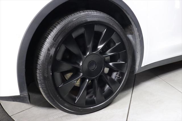 Photo of 2022 Pearl White Multi-Coat Tesla Model Y