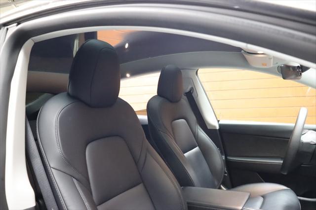 Photo of 2022 Pearl White Multi-Coat Tesla Model Y