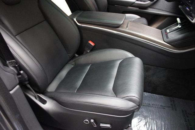 Photo of 2022 Midnight Silver Metallic Tesla Model X