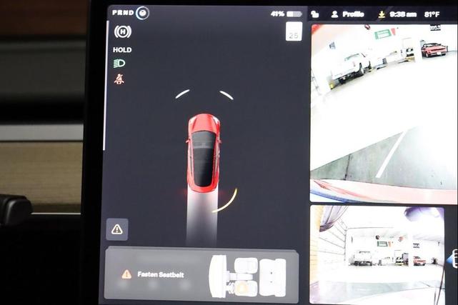 Photo of 2022 Red Multi-Coat Tesla Model 3