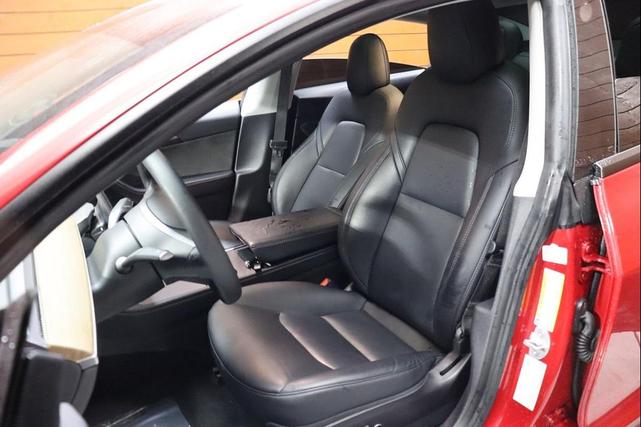 Photo of 2022 Red Multi-Coat Tesla Model 3