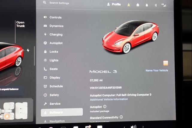 Photo of 2022 Red Multi-Coat Tesla Model 3