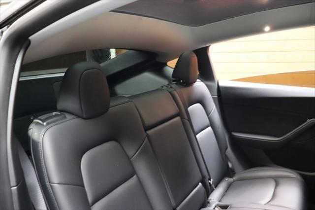 Photo of 2021 Midnight Silver Metallic Tesla Model Y