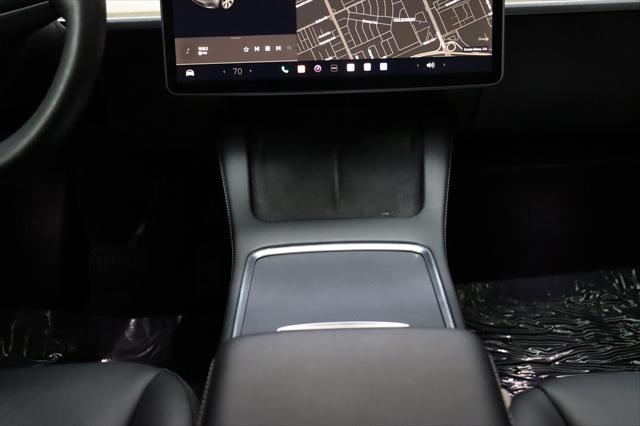 Photo of 2021 Midnight Silver Metallic Tesla Model Y