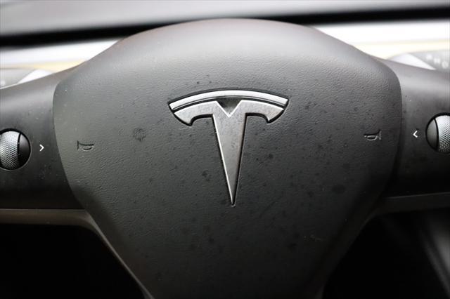 Photo of 2021 Midnight Silver Metallic Tesla Model Y