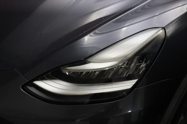 Photo of 2021 Midnight Silver Metallic Tesla Model Y