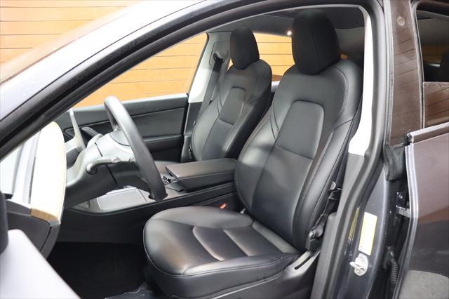 Photo of 2021 Midnight Silver Metallic Tesla Model Y