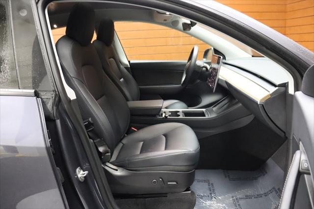 Photo of 2021 Midnight Silver Metallic Tesla Model Y