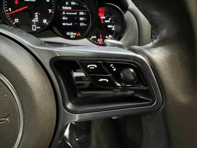 Photo of 2018 Meteor Grey Metallic Porsche Cayenne