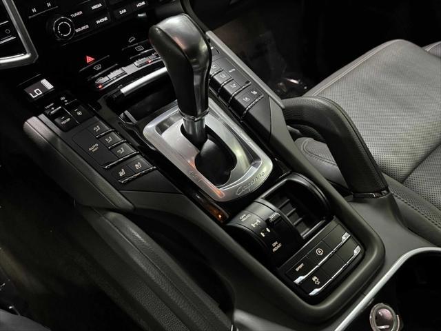 Photo of 2018 Meteor Grey Metallic Porsche Cayenne