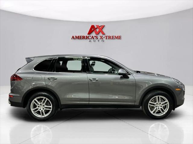 Photo of 2018 Meteor Grey Metallic Porsche Cayenne