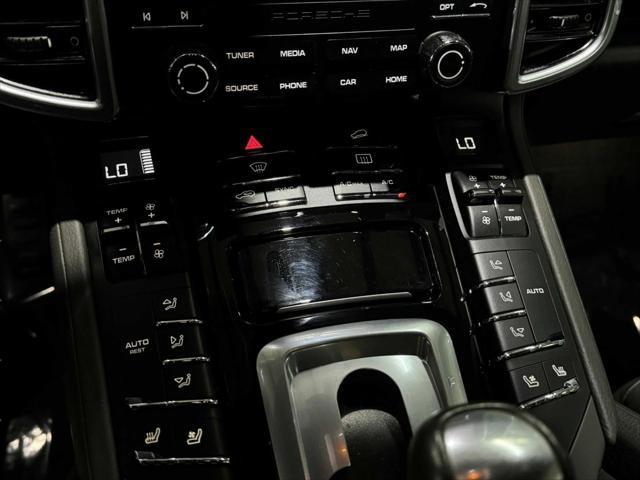 Photo of 2018 Meteor Grey Metallic Porsche Cayenne