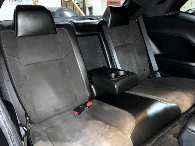Photo of 2018 Granite Pearlcoat Dodge Challenger