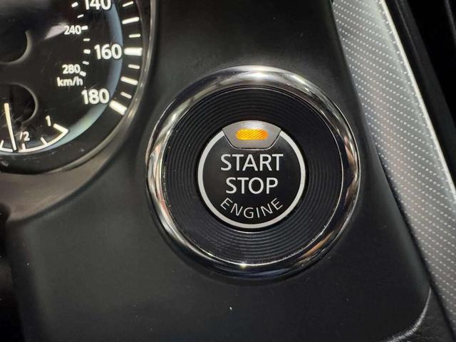 Photo of 2021 Midnight Black INFINITI Q50