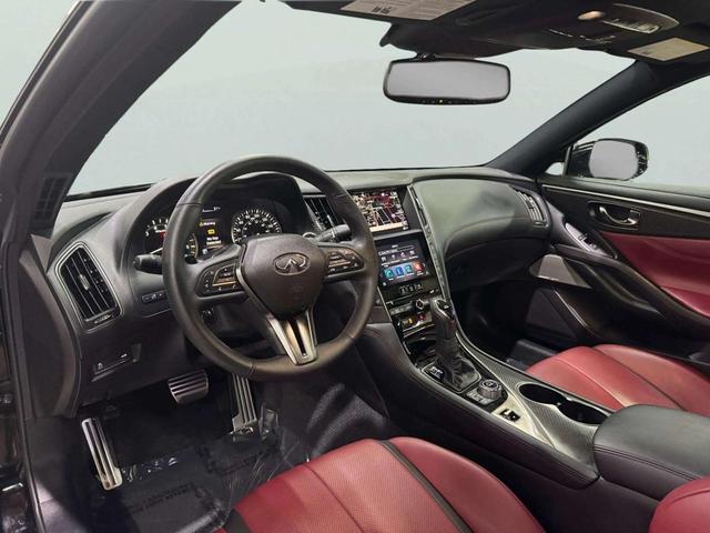 Photo of 2022 Midnight Black INFINITI Q60