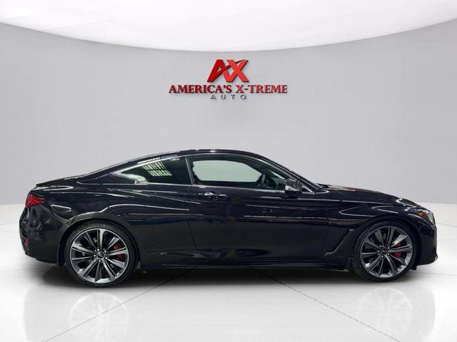 Photo of 2022 Midnight Black INFINITI Q60