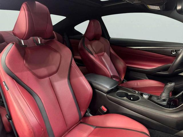 Photo of 2022 Midnight Black INFINITI Q60