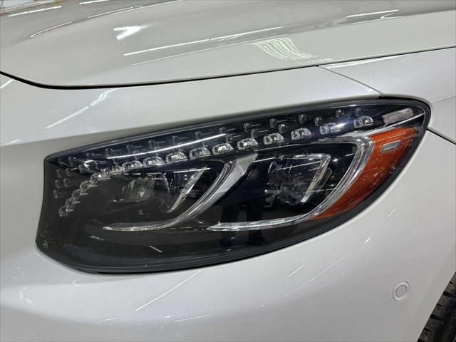 Photo of 2016 White Mercedes-Benz AMG S