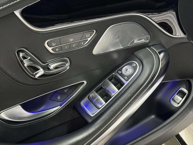 Photo of 2016 White Mercedes-Benz AMG S