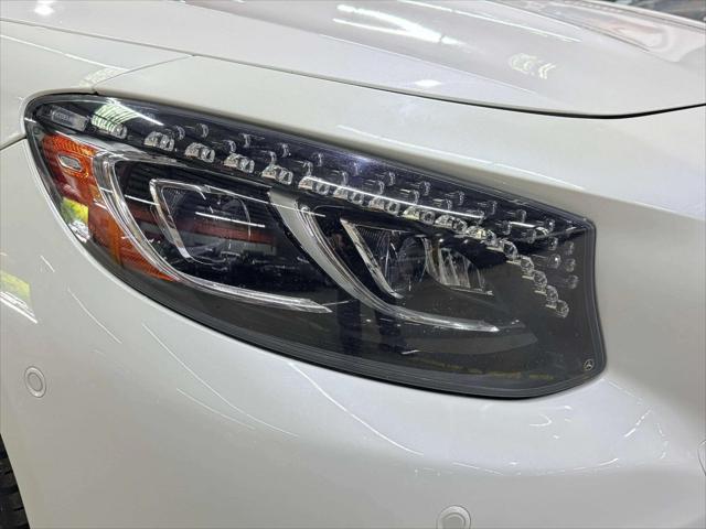 Photo of 2016 White Mercedes-Benz AMG S