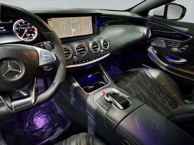 Photo of 2016 White Mercedes-Benz AMG S