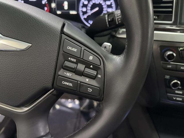 Photo of 2015 Parisian Gray Hyundai Genesis